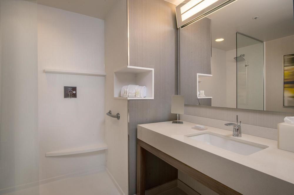 Courtyard By Marriott Winnipeg Airport Eksteriør bilde